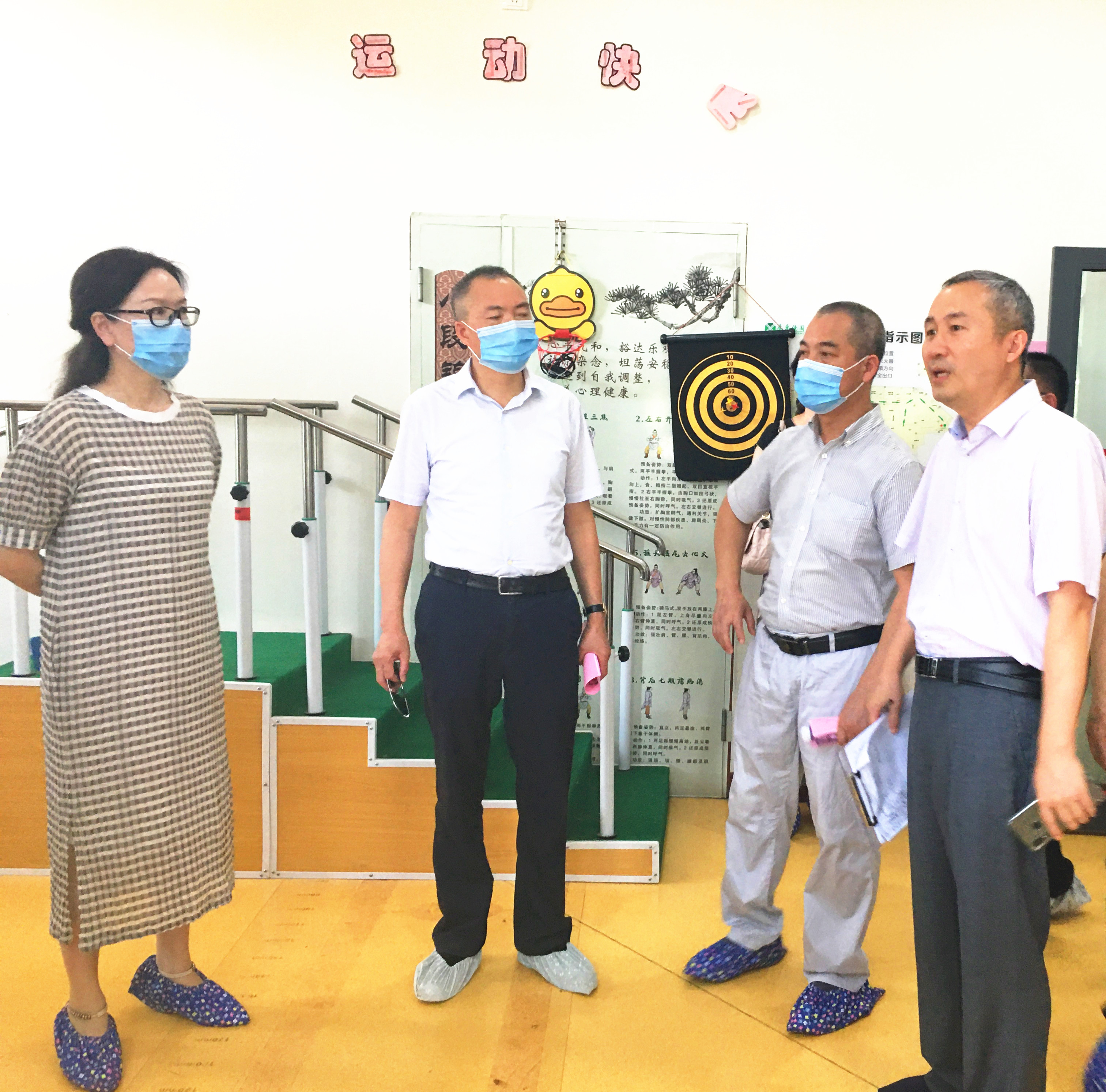 江陽區(qū)、龍馬潭區(qū)政協(xié)領導調研康樂佳園